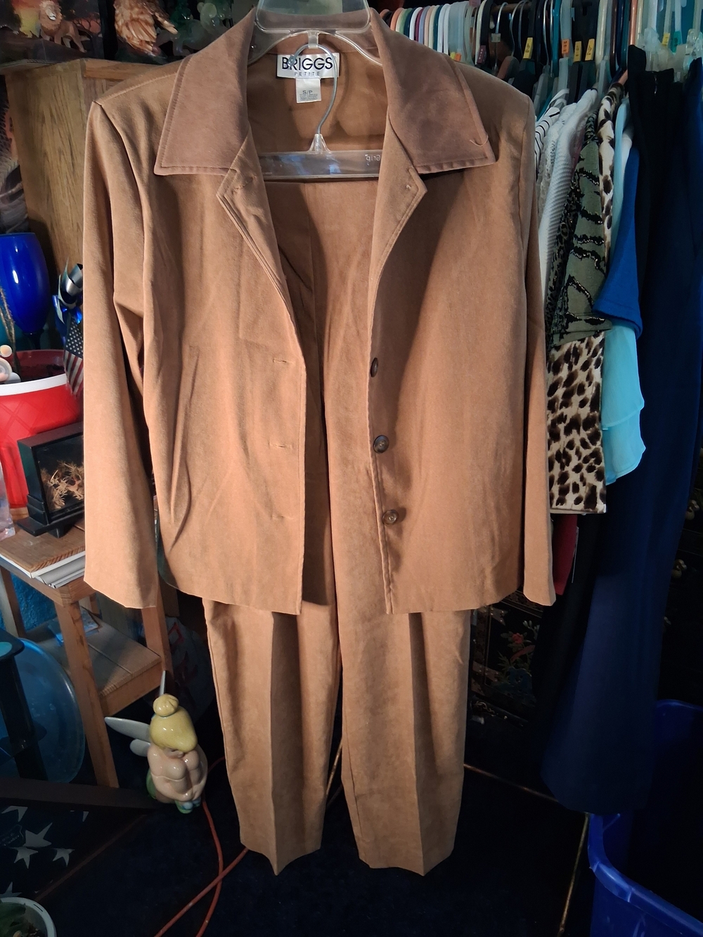 Briggs New York Brown Women's Two-Piece Pant Suit